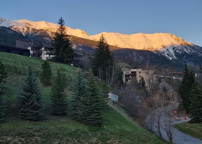 Le Bois Des Coqs 1 Studio 2 A 3P Serre Chevalier 1350M Avec Balcon 5M2 Parking Et Casier A Ski