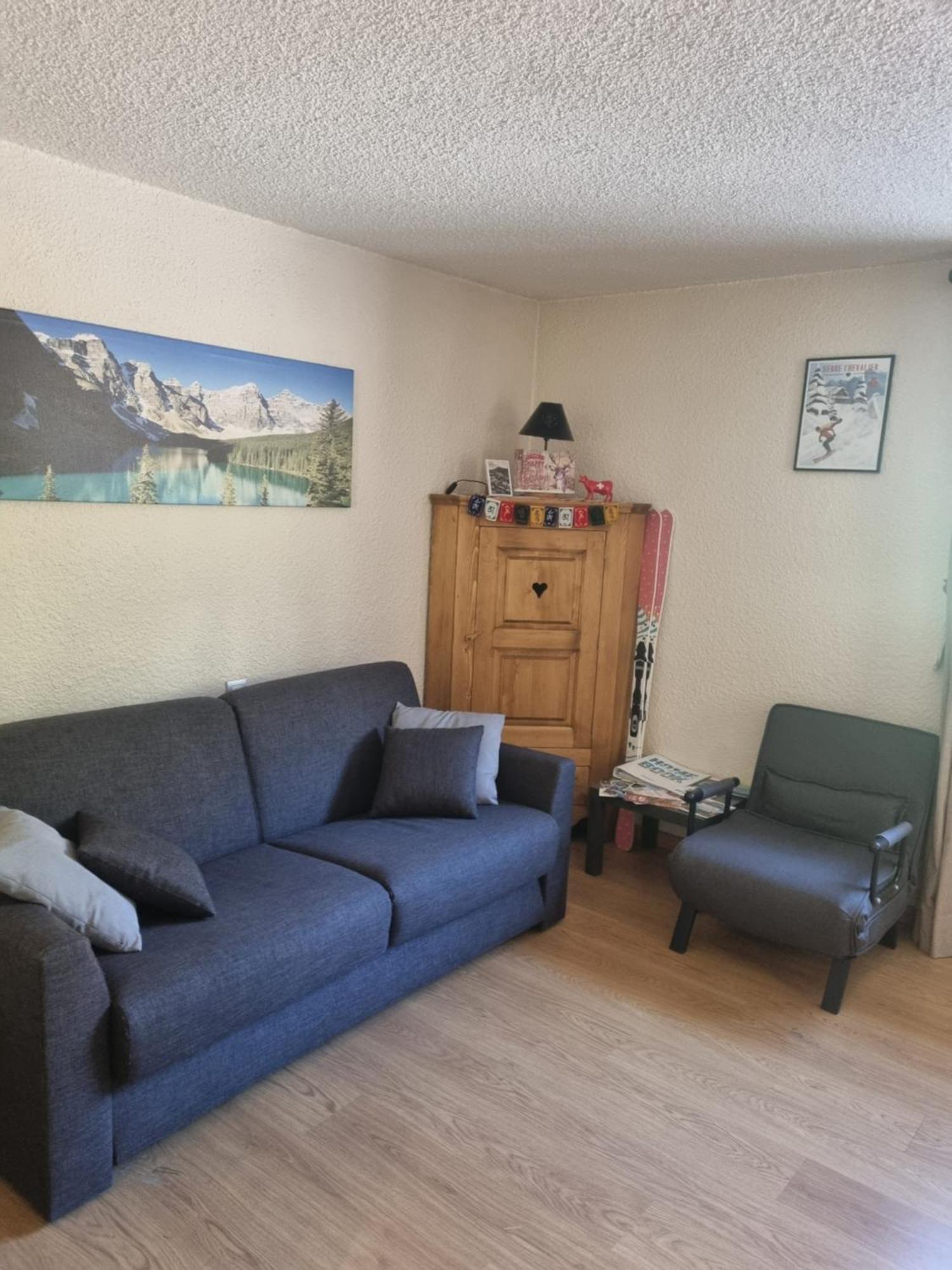 Le Bois Des Coqs 1 2 A 3p Serre Chevalier 1350m Avec Balcon 5m2 Parking Et Casier A Apartment